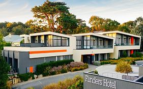 Quarters At Flinders Hotel